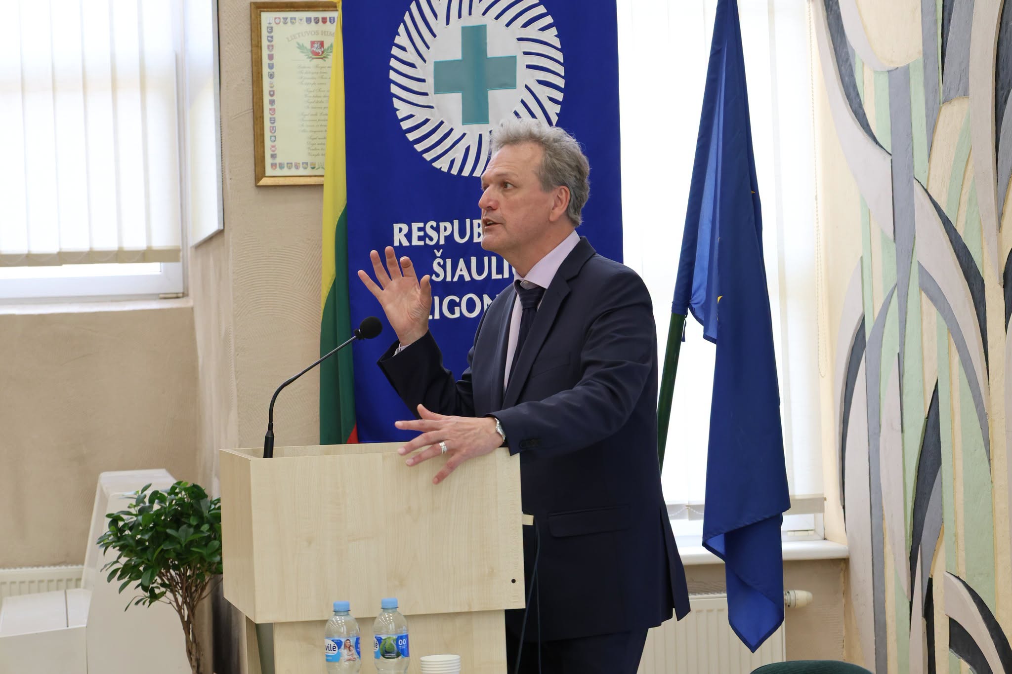 Respublikinės Šiaulių ligoninės vadovo pareigas pradėjo eiti Darius Praninskas