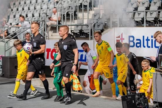 Kuršėnų jauniesiems futbolininkams – nepamirštama patirtis Baltijos taurės pusfinalyje
