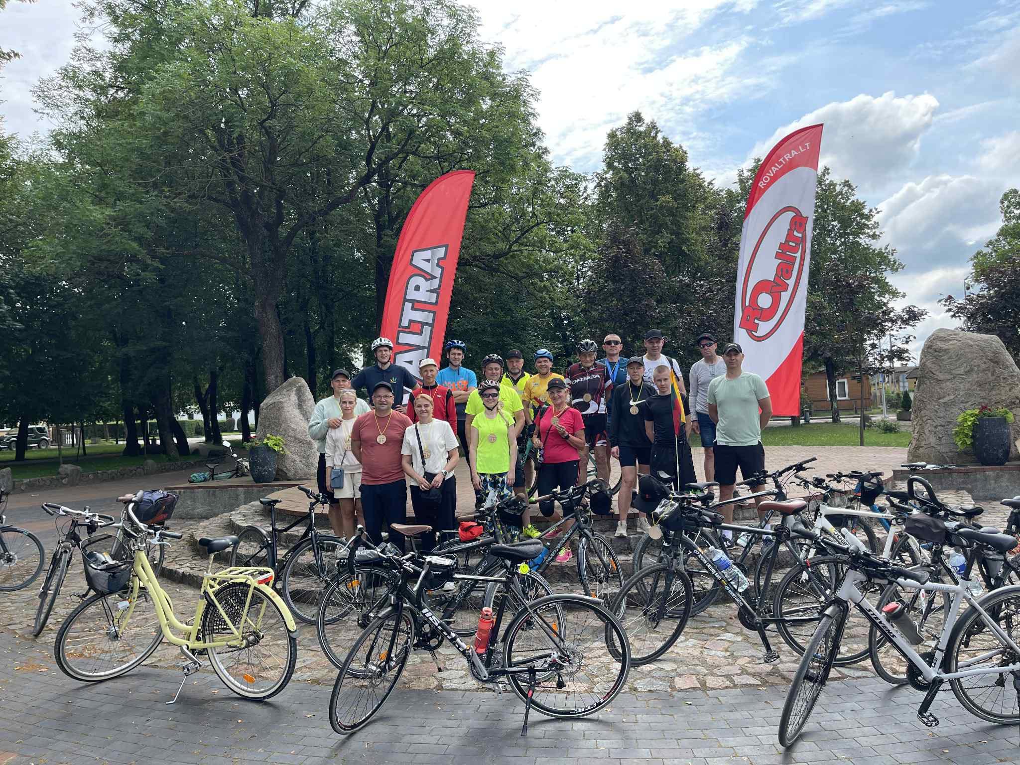 Akmenėje – vasariškas dviračių žygis palei Dabikinės upę