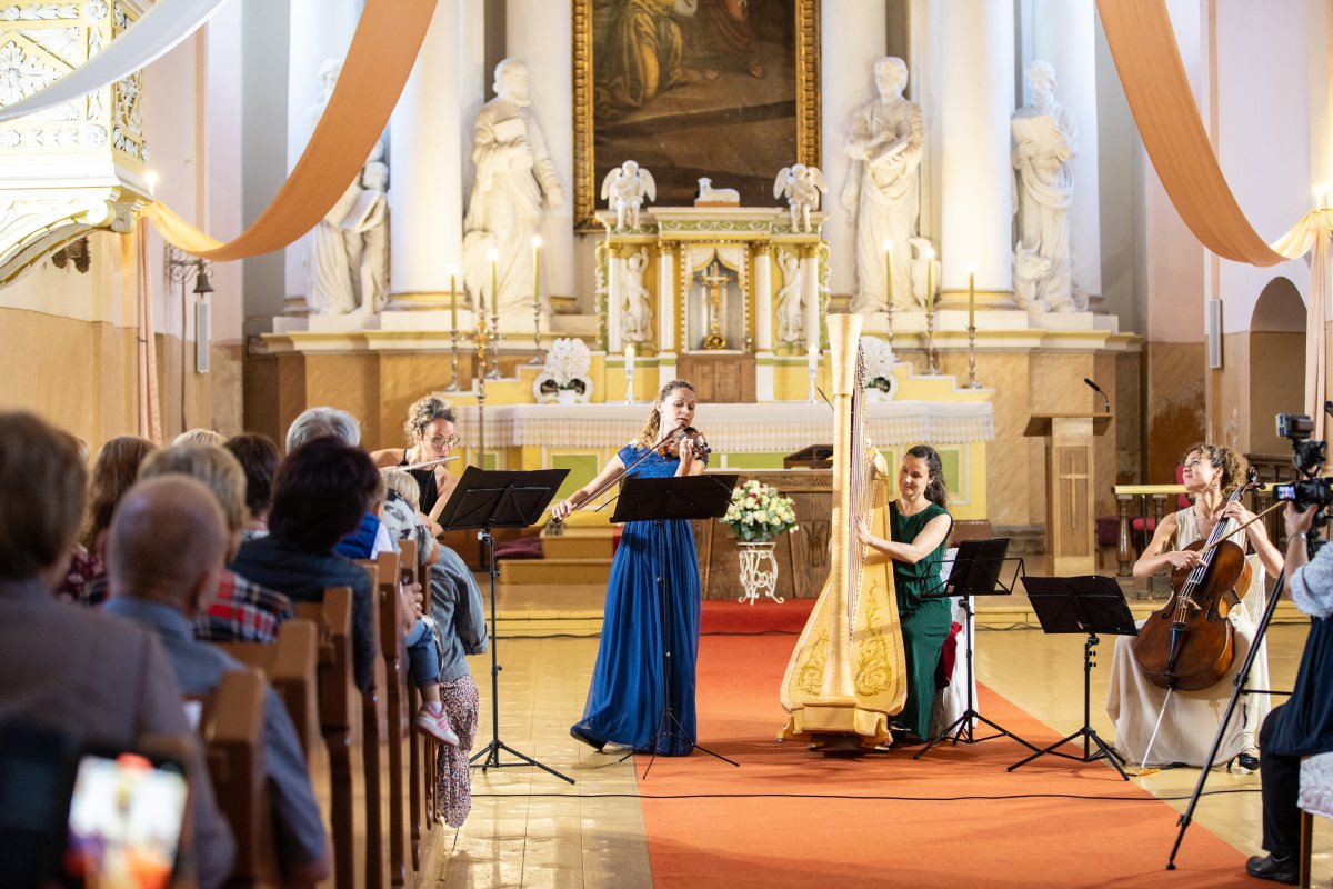 „Bažnyčių naktys“ sugrįžta šeštąjį kartą: keturiose savivaldybėse – muzika, ekskursijos ir sakralinės patirtys