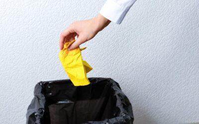 NE VISKAS TURI KELIAUTI Į MIŠRIŲJŲ ATLIEKŲ KONTEINERĮ: KĄ SVARBU ŽINOTI?