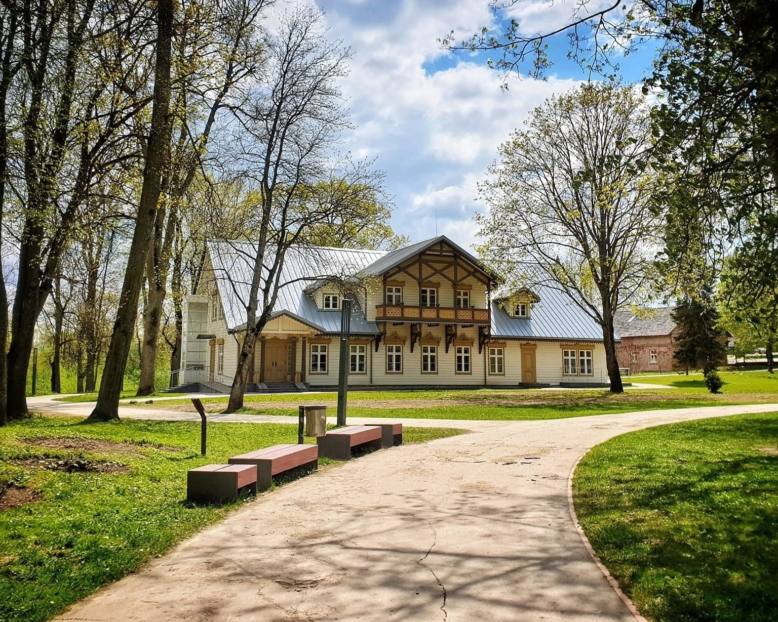 TELEVIZIJOS LAIDA: DRAUGIŠKA LIETUVA SKIRTA KURŠĖNAMS