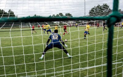 KURŠĖNŲ „VENTA“ ŠVENČIA PERGALĘ – 3:1 ĮVEIKĖ „BABRUNGĄ B“