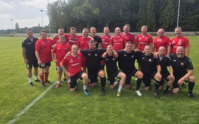 KURŠĖNUOSE FUTBOLAS SUJUNGĖ KARTAS: PAGERBTI MIESTO VARDĄ GARSINĘ „VENTOS“ VETERANAI