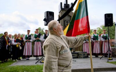 KURŠĖNUOSE PAMINĖTA JUODOJO KASPINO IR BALTIJOS KELIO DIENA – PRISIMINTA ISTORIJA IR LAISVĖS KAINA