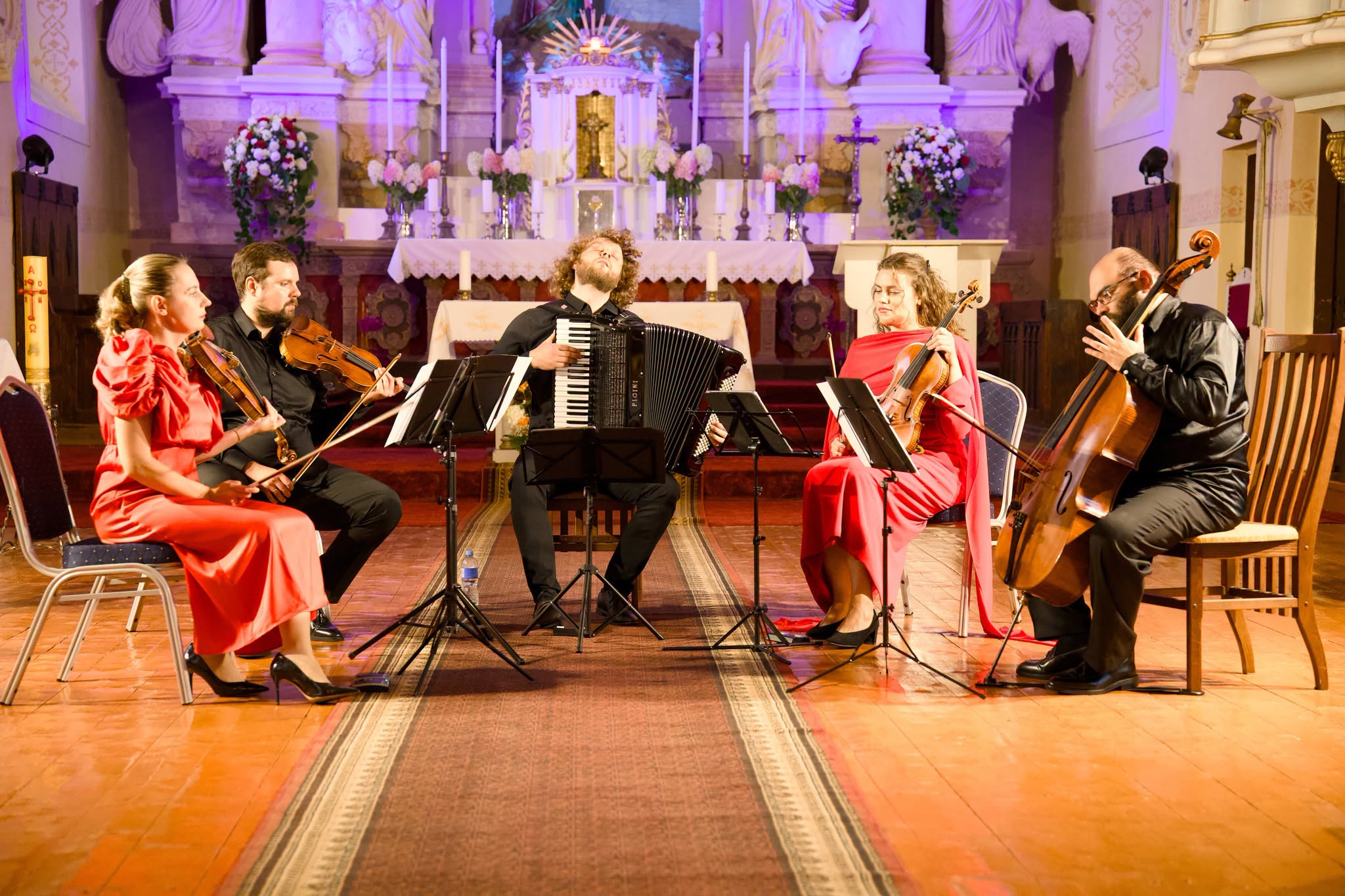 MEŠKUIČIUOSE NUSKAMBĖJO PASKUTINIS ŠIO SEZONO „MUZIKINIŲ BAŽNYČIŲ NAKTŲ“ AKORDAS