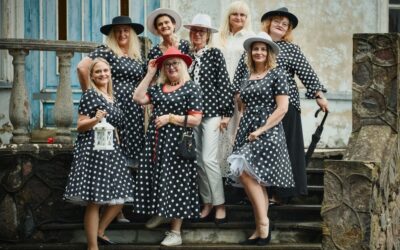 JAU RYTOJ PAEŽERIŲ DVARE SKAMBĖS RETRO MELODIJOS IR ROMANSAI