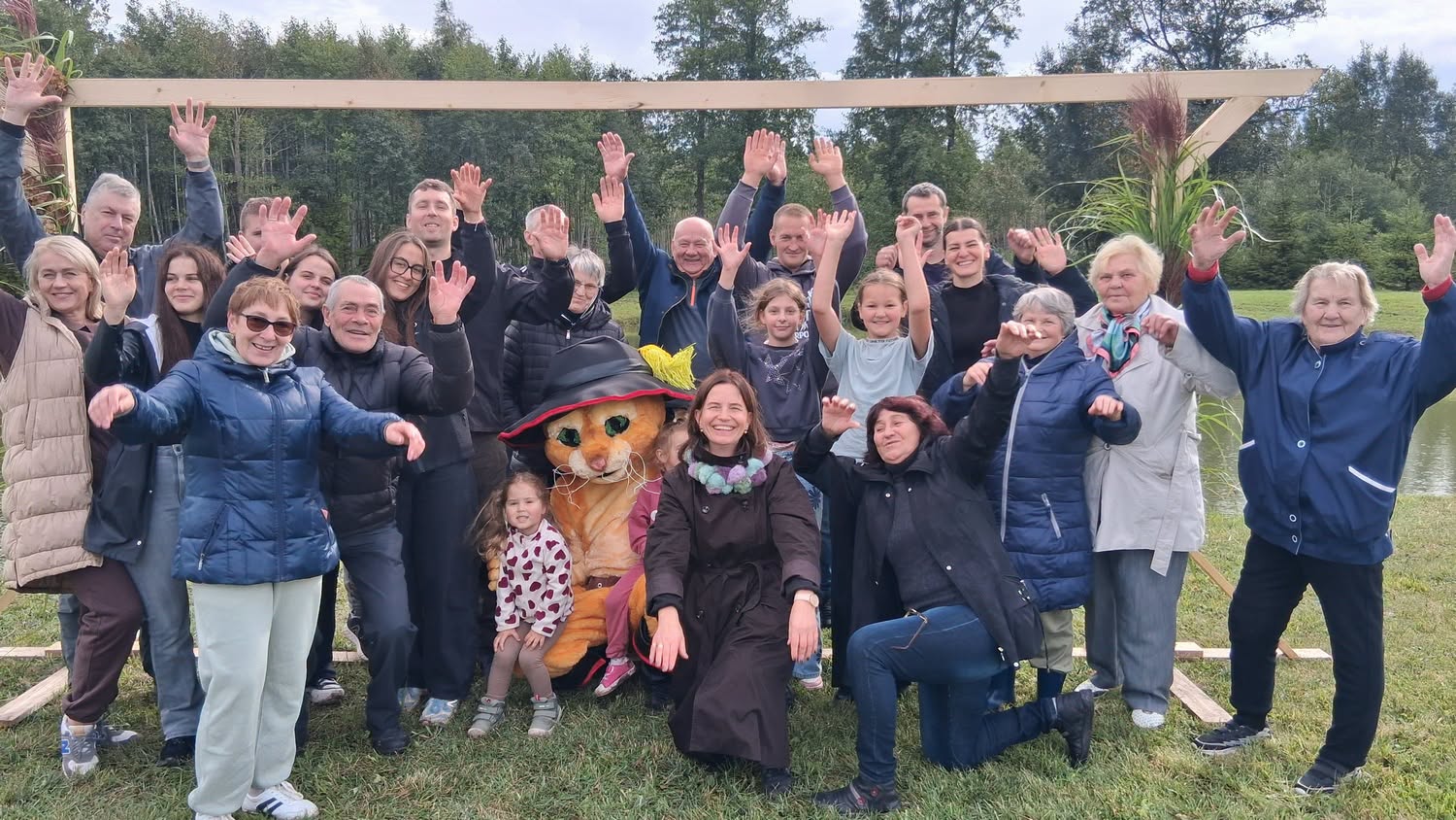 Noreikių bendruomenę subūrė „Rudens bendrystės šventė“: kartu virė plovą, sportavo ir klausėsi gyvos muzikos