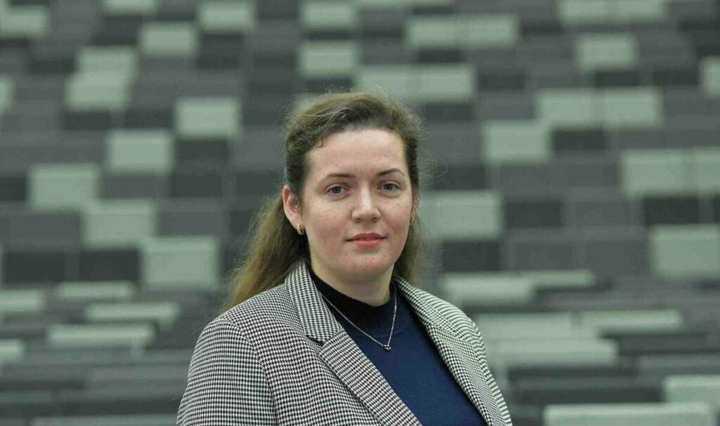 VILNIUS TECH finansų ekspertė Irena Danilevičienė pataria, kaip šeimoms valdyti išlaidas augant paskolų įmokoms.